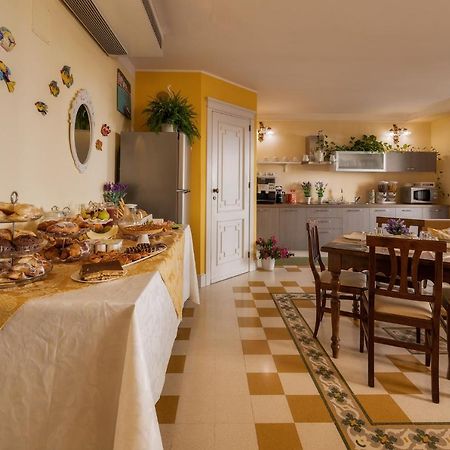 Casa Manzella Bed & Breakfast Terrasini Eksteriør bilde