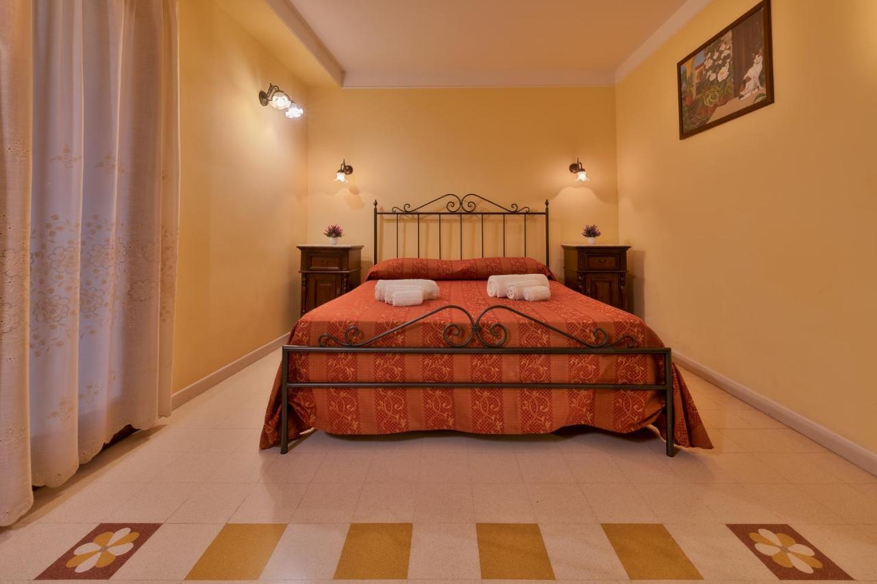 Casa Manzella Bed & Breakfast Terrasini Eksteriør bilde